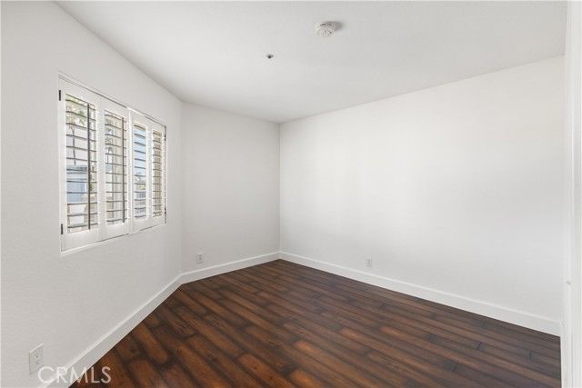 430 Lake Street 304, Huntington Beach, CA 92648