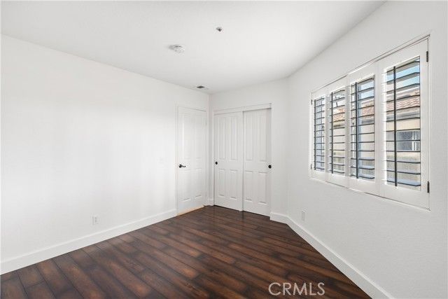 430 Lake Street 304, Huntington Beach, CA 92648