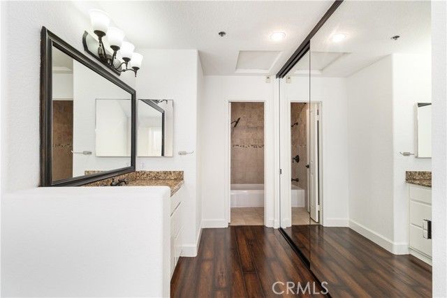 430 Lake Street 304, Huntington Beach, CA 92648