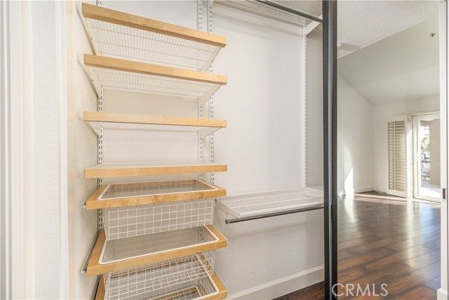 430 Lake Street 304, Huntington Beach, CA 92648