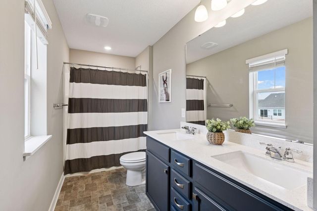 1936 Meridian Curve, Carver, MN 55315