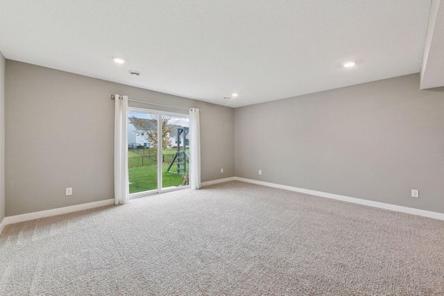 1936 Meridian Curve, Carver, MN 55315