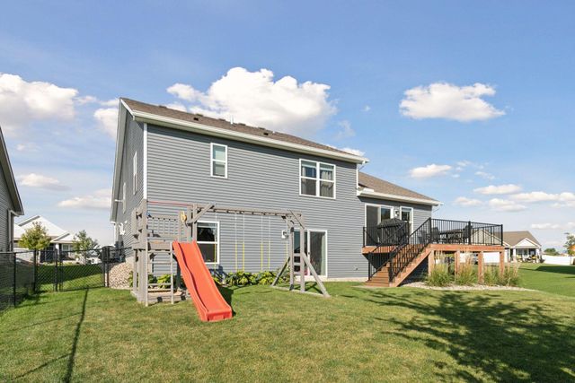 1936 Meridian Curve, Carver, MN 55315