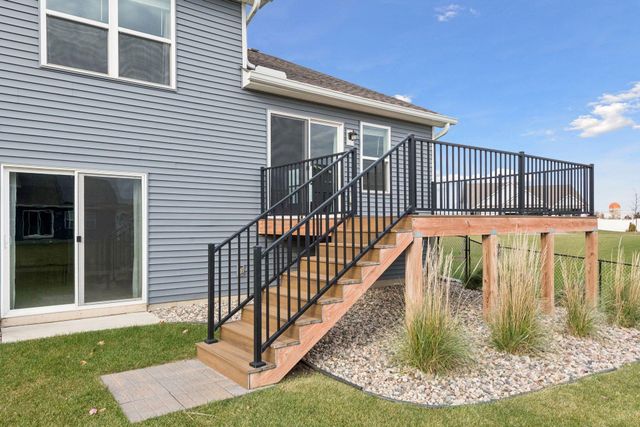 1936 Meridian Curve, Carver, MN 55315