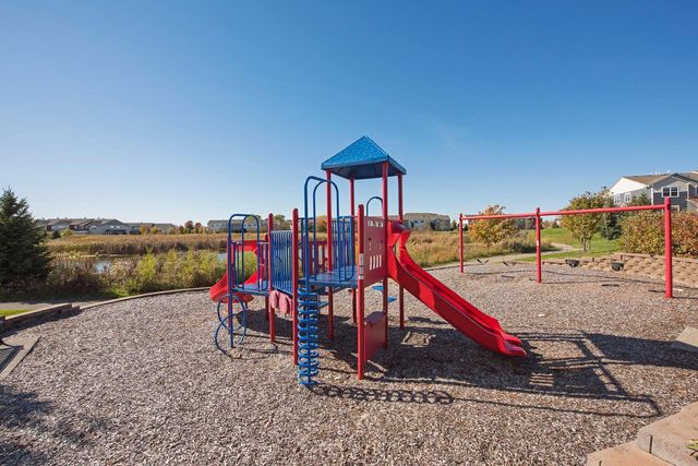 1936 Meridian Curve, Carver, MN 55315