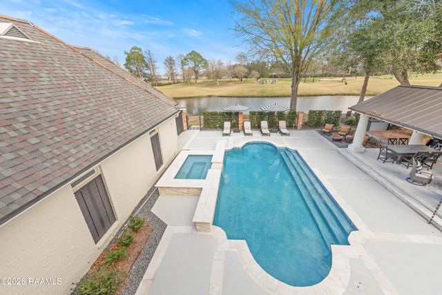 310 Sawgrass Lane, Broussard, LA 70518