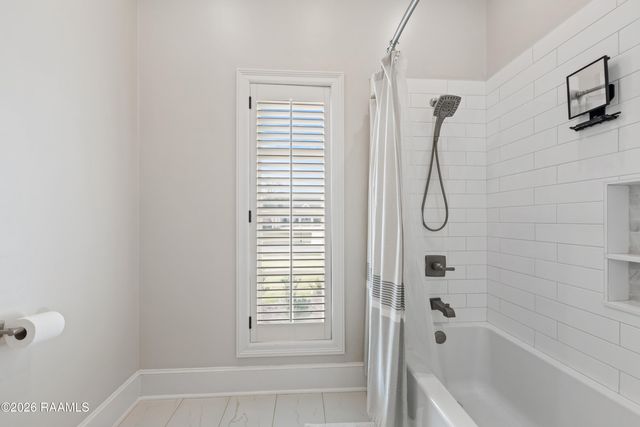 310 Sawgrass Lane, Broussard, LA 70518