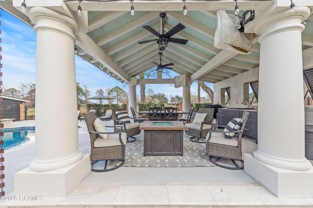 310 Sawgrass Lane, Broussard, LA 70518