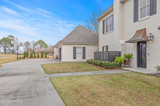 310 Sawgrass Lane, Broussard, LA 70518