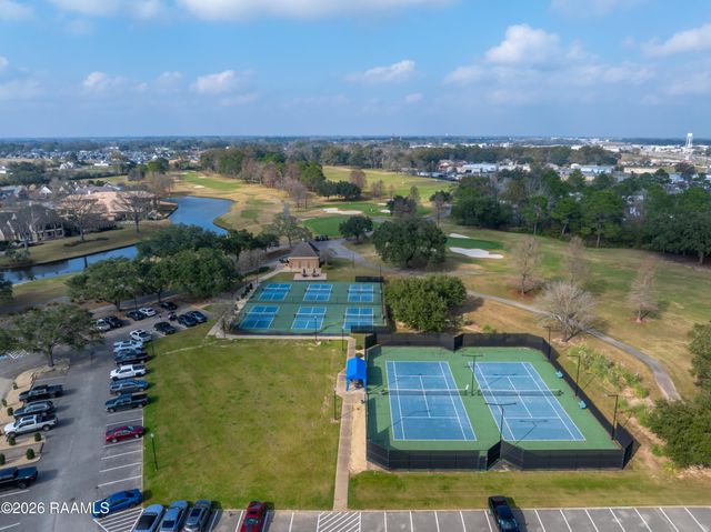 310 Sawgrass Lane, Broussard, LA 70518