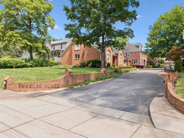 314 W 6th St Apt 7, Columbia, TN 38401