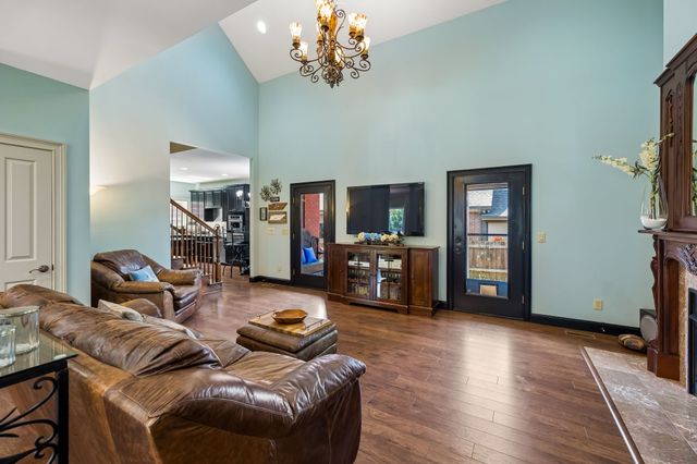 314 W 6th St Apt 7, Columbia, TN 38401