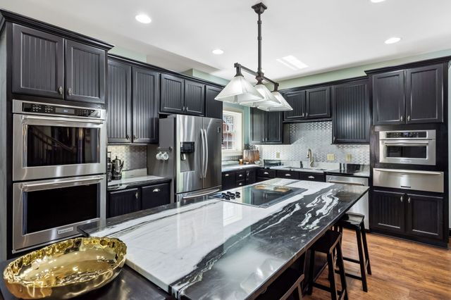 314 W 6th St Apt 7, Columbia, TN 38401