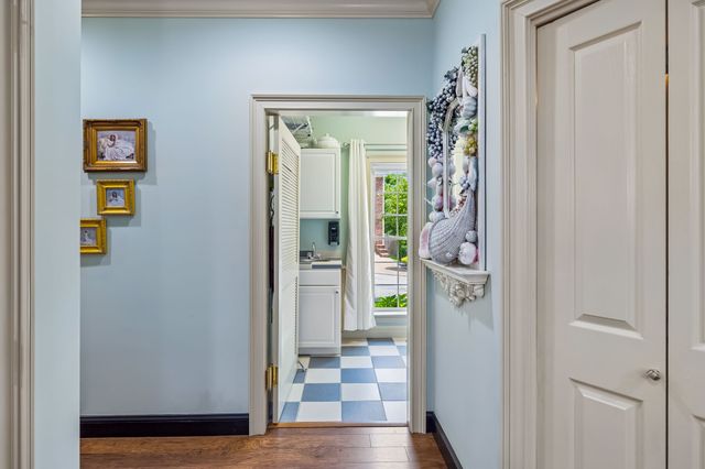 314 W 6th St Apt 7, Columbia, TN 38401