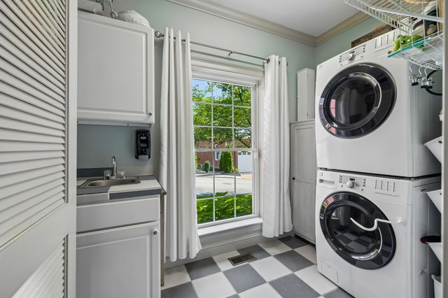 314 W 6th St Apt 7, Columbia, TN 38401