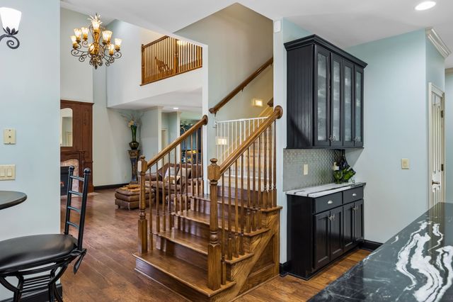 314 W 6th St Apt 7, Columbia, TN 38401