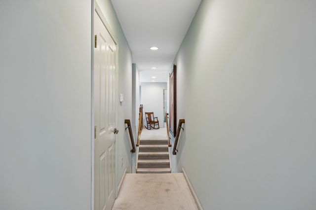 314 W 6th St Apt 7, Columbia, TN 38401