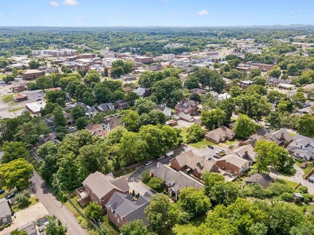 314 W 6th St Apt 7, Columbia, TN 38401