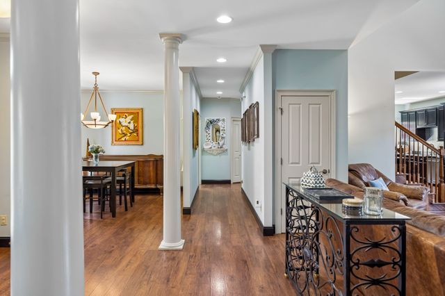 314 W 6th St Apt 7, Columbia, TN 38401