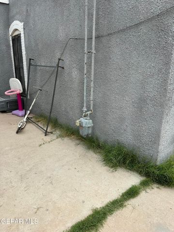 916 E Seventh Avenue 7, El Paso, TX 79901