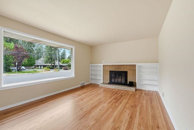 3003 S Bernard St, Spokane, WA 99203