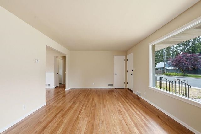 3003 S Bernard St, Spokane, WA 99203