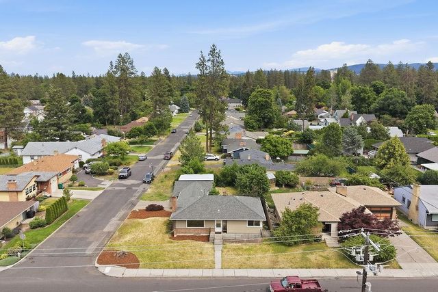 3003 S Bernard St, Spokane, WA 99203