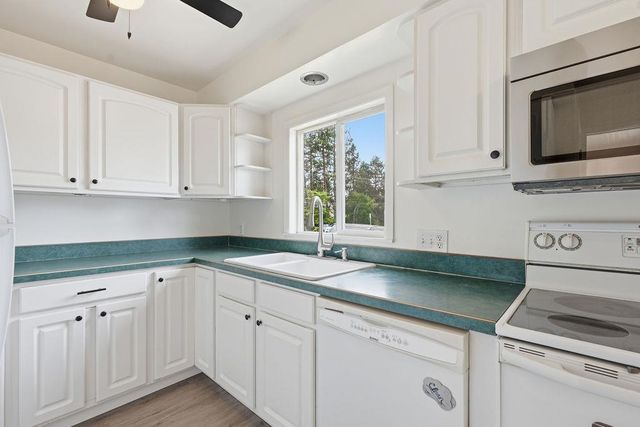 3003 S Bernard St, Spokane, WA 99203