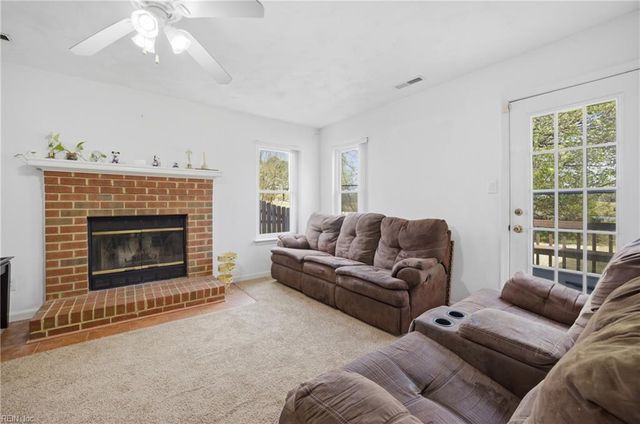 2004 Springside CT, Virginia Beach, VA 23456