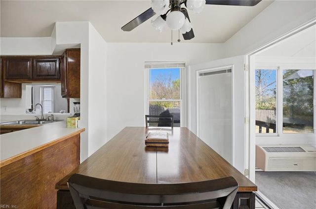 2004 Springside CT, Virginia Beach, VA 23456