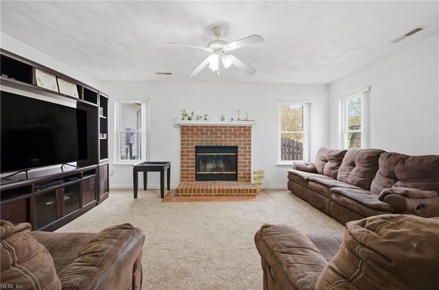 2004 Springside CT, Virginia Beach, VA 23456