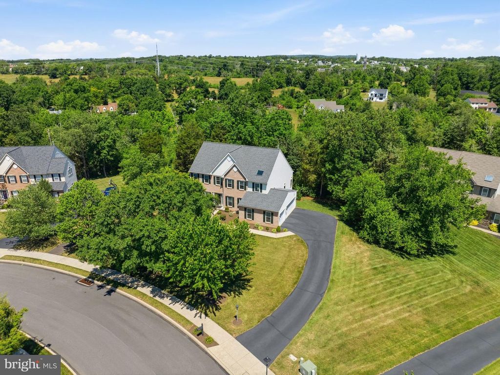 585 MICHELLE LN, Collegeville, PA 19426