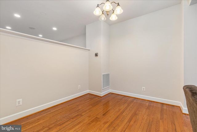 2158 OBERLIN DR, Woodbridge, VA 22191