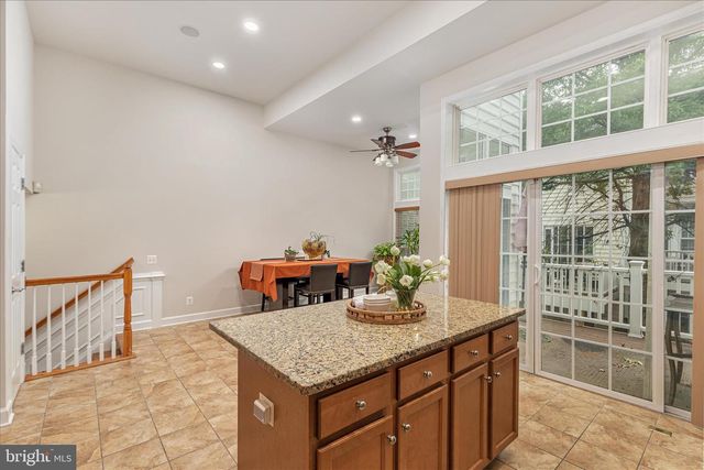 2158 OBERLIN DR, Woodbridge, VA 22191