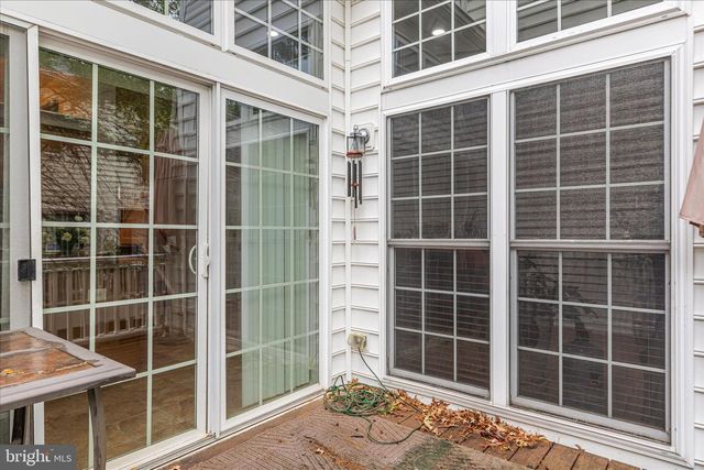 2158 OBERLIN DR, Woodbridge, VA 22191