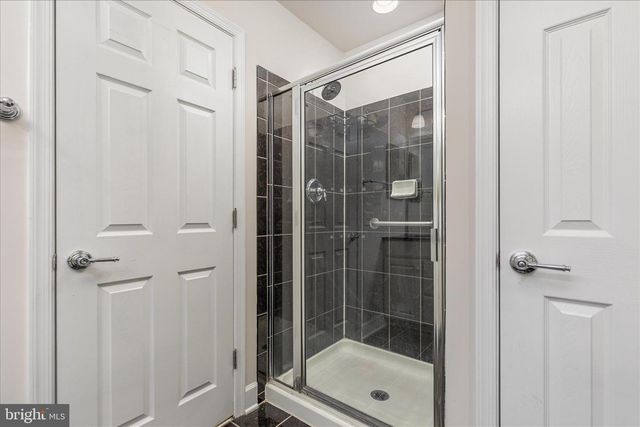 2158 OBERLIN DR, Woodbridge, VA 22191