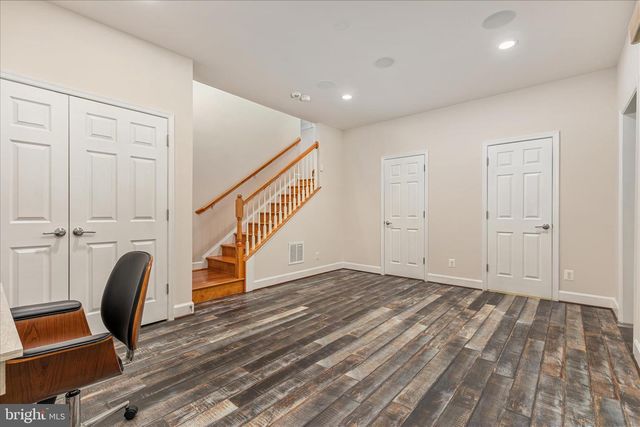 2158 OBERLIN DR, Woodbridge, VA 22191