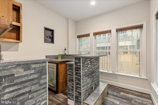 2158 OBERLIN DR, Woodbridge, VA 22191