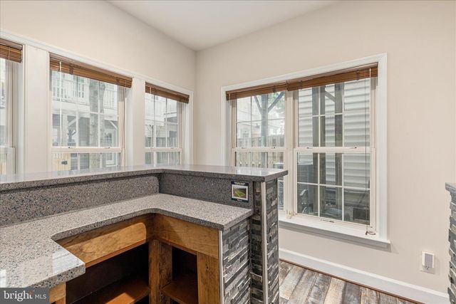2158 OBERLIN DR, Woodbridge, VA 22191