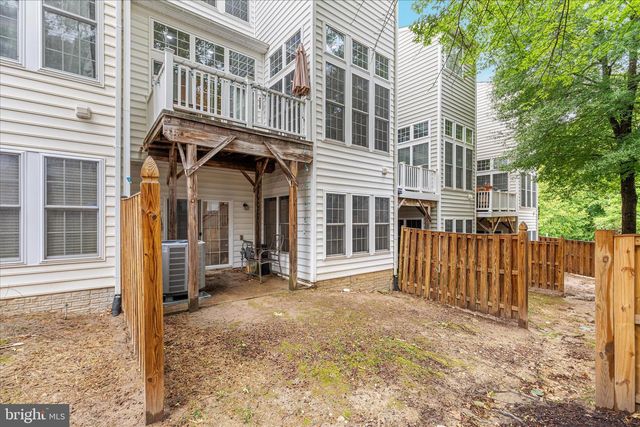 2158 OBERLIN DR, Woodbridge, VA 22191