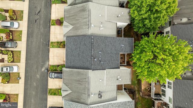 2158 OBERLIN DR, Woodbridge, VA 22191