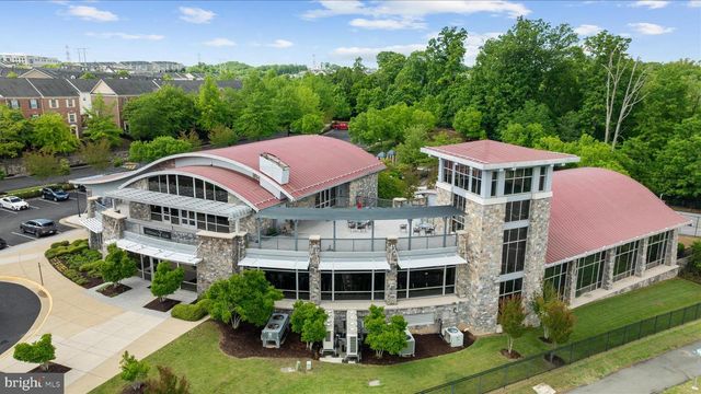 2158 OBERLIN DR, Woodbridge, VA 22191