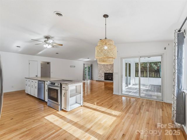 27 Spring Valley Road, Pisgah Forest, NC 28768