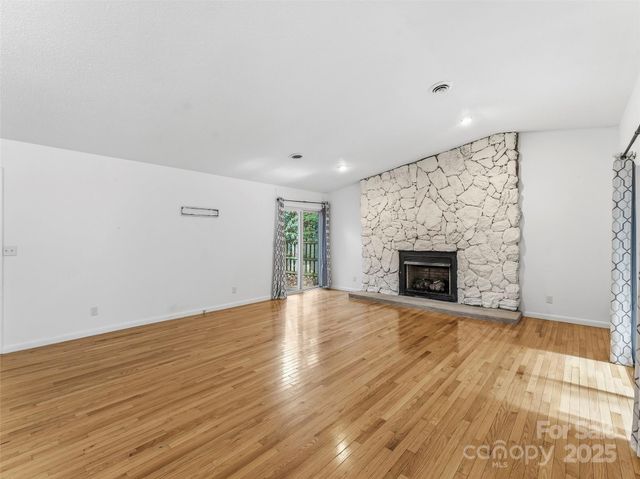 27 Spring Valley Road, Pisgah Forest, NC 28768
