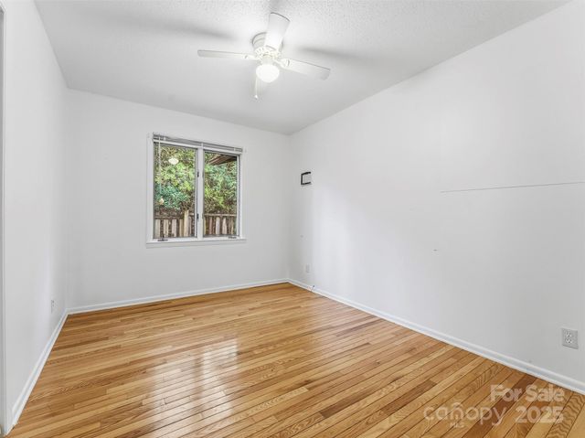 27 Spring Valley Road, Pisgah Forest, NC 28768