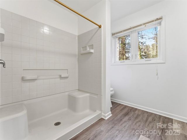 27 Spring Valley Road, Pisgah Forest, NC 28768