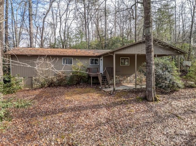 27 Spring Valley Road, Pisgah Forest, NC 28768