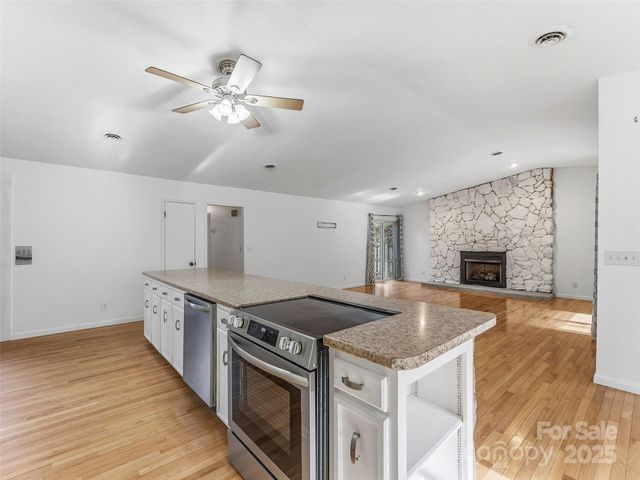 27 Spring Valley Road, Pisgah Forest, NC 28768