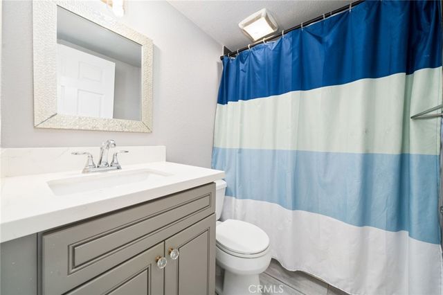 609 S. Newhope St Unit B, Santa Ana, CA 92704