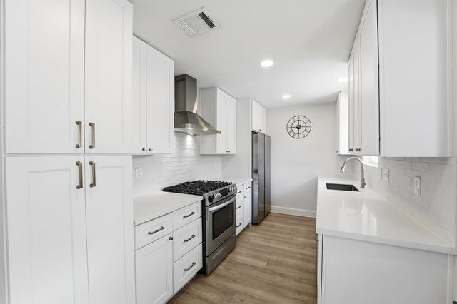 5611 De Milo Drive, Houston, TX 77092